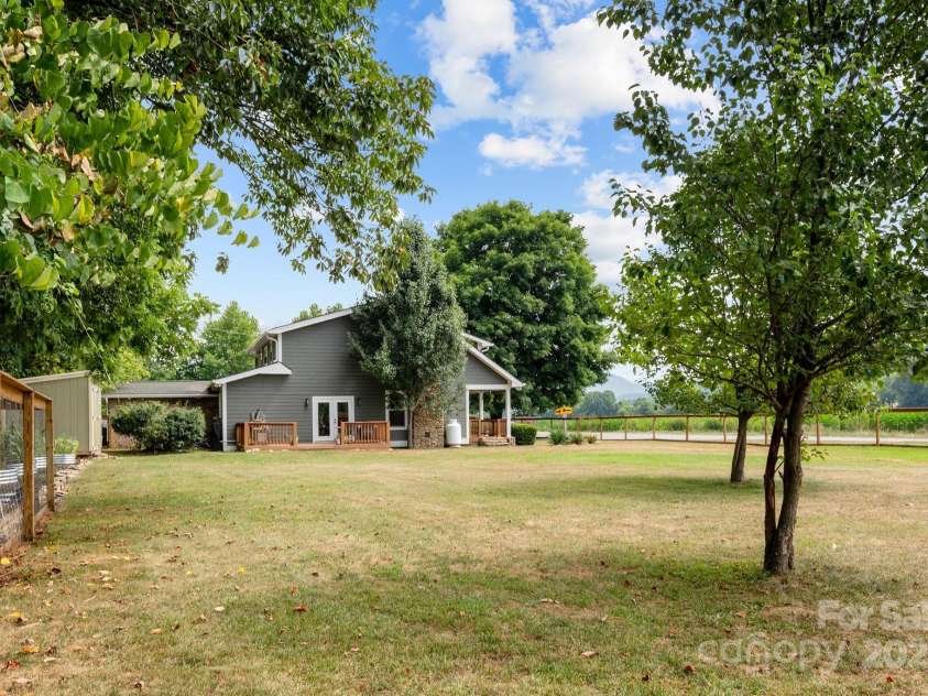 297 Grindstone Road, Waynesville, NC 28785.  MLS# CAR4222683, YatesRealty ID 4625. 
