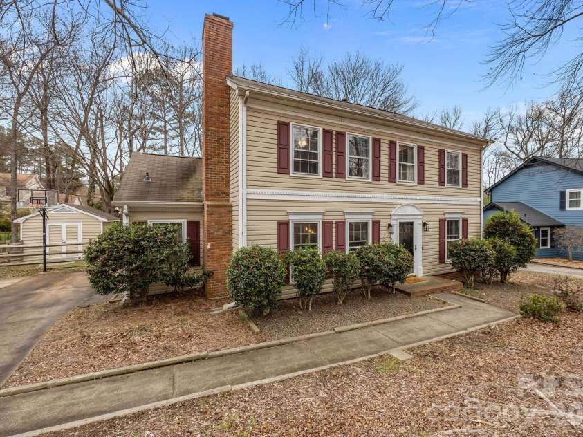 4232 Saint Audrey Place, Charlotte, NC 28269.  MLS# CAR4344492, YatesRealty ID 4625. 