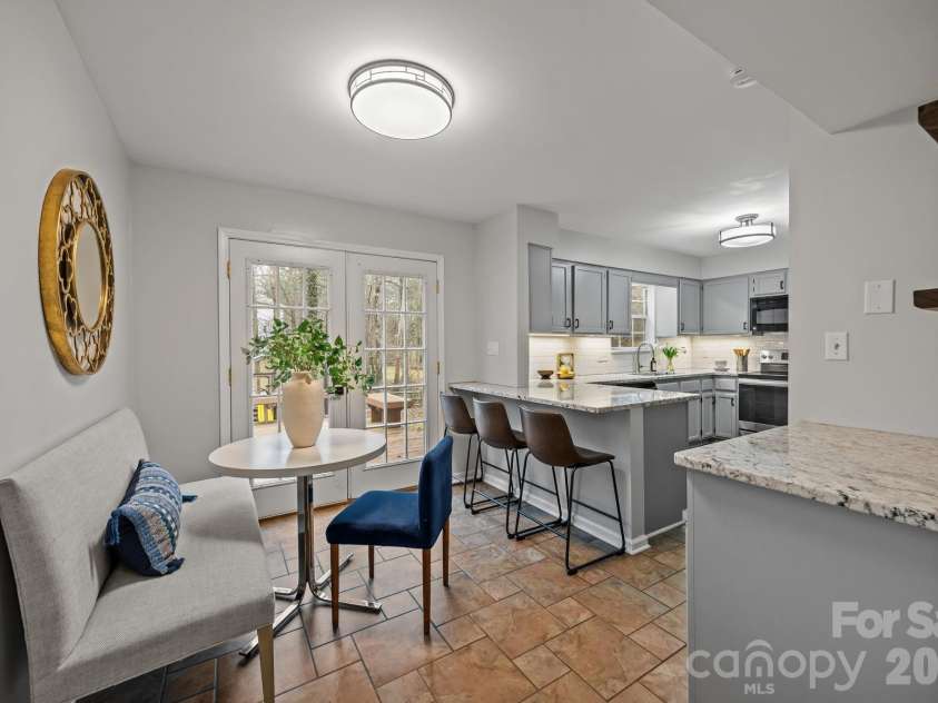 4232 Saint Audrey Place, Charlotte, NC 28269.  MLS# CAR4344492, YatesRealty ID 4625. 