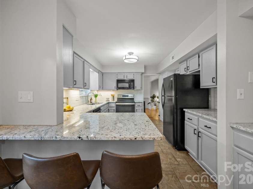 4232 Saint Audrey Place, Charlotte, NC 28269.  MLS# CAR4344492, YatesRealty ID 4625. 