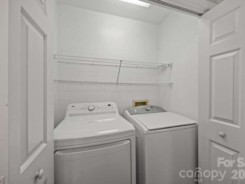 4232 Saint Audrey Place, Charlotte, NC 28269.  MLS# CAR4344492, YatesRealty ID 4625. 