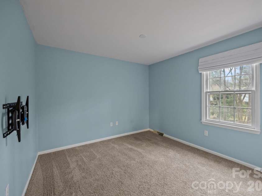 4232 Saint Audrey Place, Charlotte, NC 28269.  MLS# CAR4344492, YatesRealty ID 4625. 