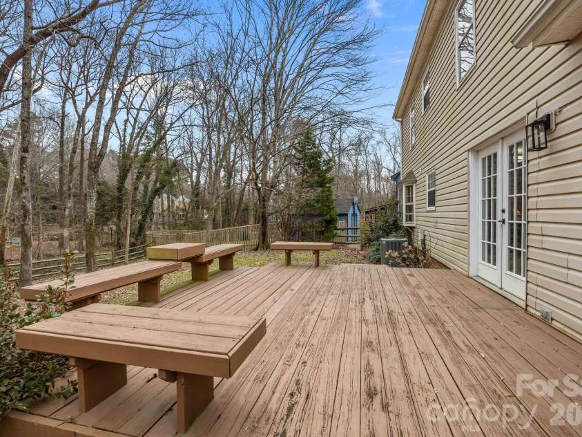 4232 Saint Audrey Place, Charlotte, NC 28269.  MLS# CAR4344492, YatesRealty ID 4625. 