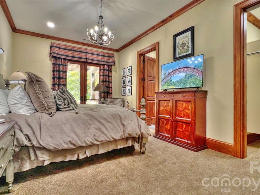 538 Chestertown Drive, Mill Spring, NC 28756.  MLS# CAR4359108, YatesRealty ID 4625. 