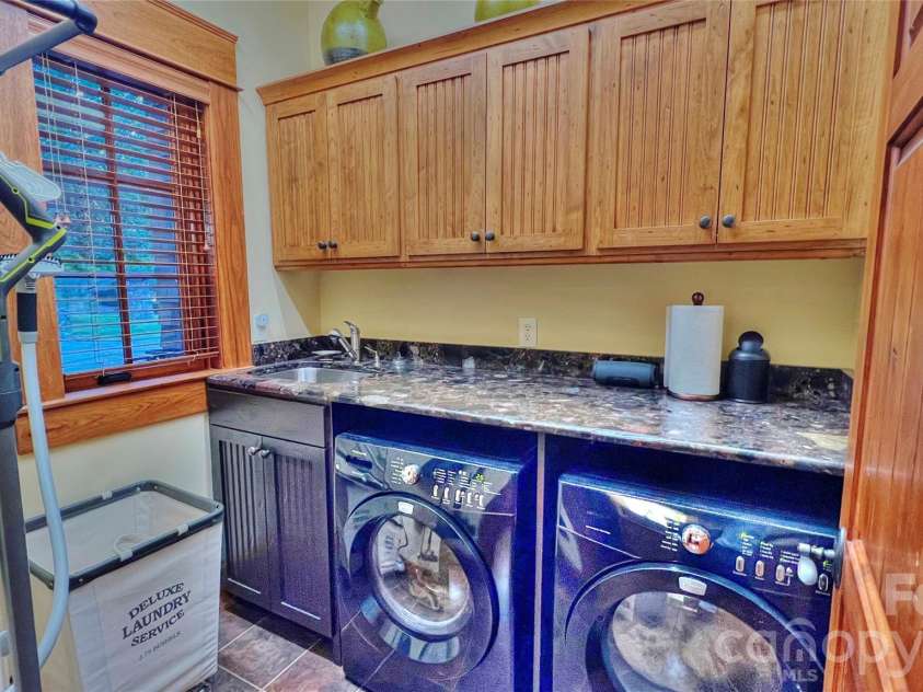 538 Chestertown Drive, Mill Spring, NC 28756.  MLS# CAR4359108, YatesRealty ID 4625. 