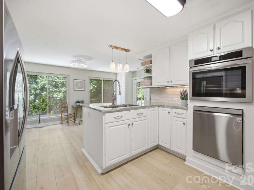 195 Azalea Road, Mooresville, NC 28115.  MLS# CAR4381056, YatesRealty ID 46251. 