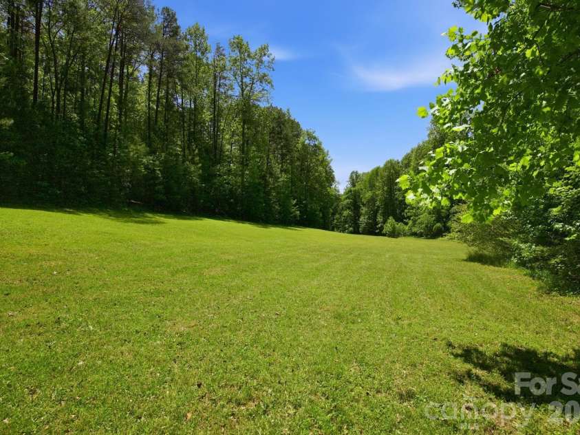195 Azalea Road, Mooresville, NC 28115.  MLS# CAR4381056, YatesRealty ID 46251. 