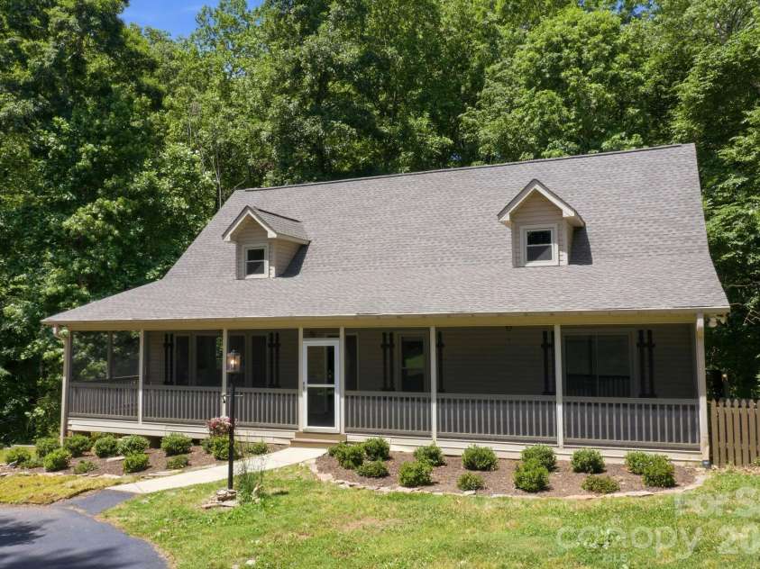 195 Azalea Road, Mooresville, NC 28115.  MLS# CAR4381056, YatesRealty ID 46251. 