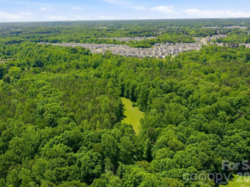 195 Azalea Road, Mooresville, NC 28115.  MLS# CAR4381056, YatesRealty ID 46251. 
