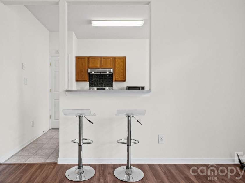 4313 Eaves Lane, Charlotte, NC 28215.  MLS# CAR4413642, YatesRealty ID 46253. 