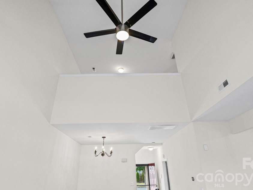 4313 Eaves Lane, Charlotte, NC 28215.  MLS# CAR4413642, YatesRealty ID 46253. 
