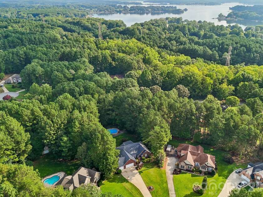 7267 Kiskadee Drive, Denver, NC 28037.  MLS# CAR4412592, YatesRealty ID 46255. 