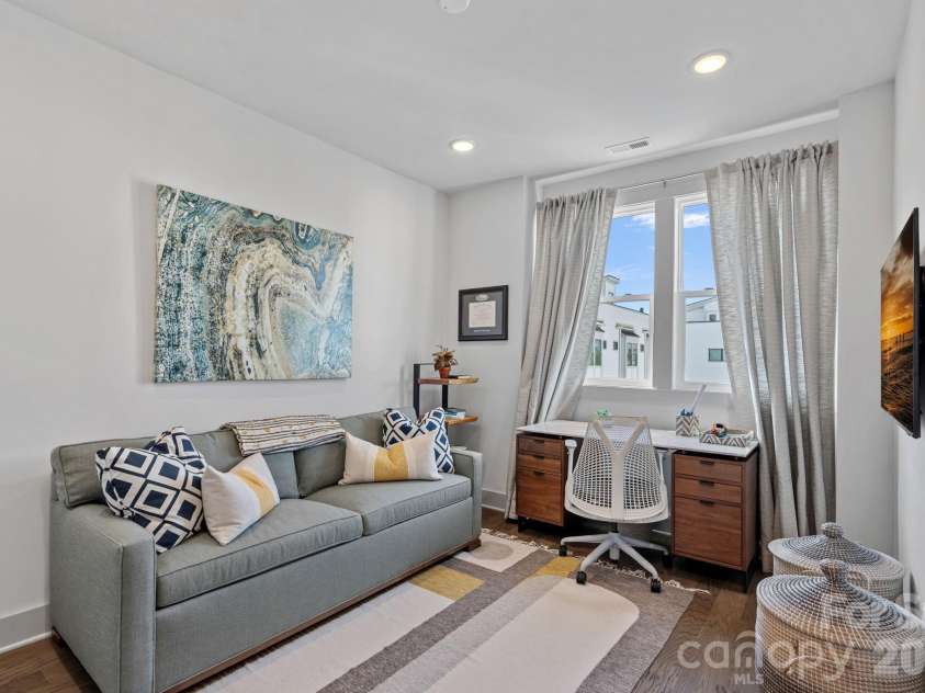 1725 Wesley Green Way, Charlotte, NC 28208.  MLS# CAR4415715, YatesRealty ID 46256. 