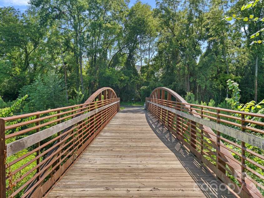 1725 Wesley Green Way, Charlotte, NC 28208.  MLS# CAR4415715, YatesRealty ID 46256. 