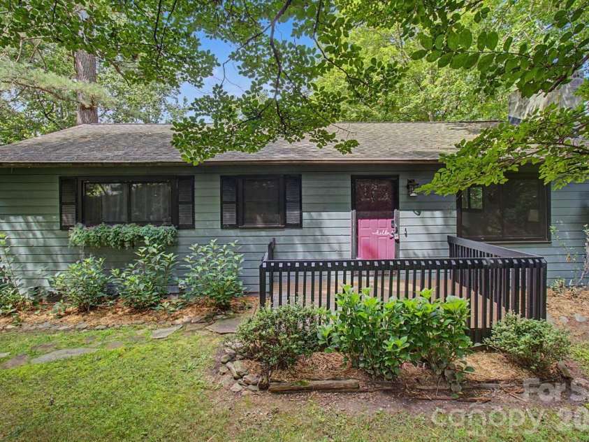 30 Whipporwill Drive, Weaverville, NC 28787.  MLS# CAR4344199, YatesRealty ID 46257. Welcome Home!