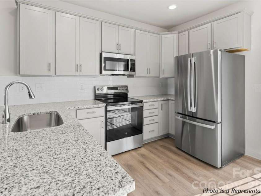 4154 Olympus Avenue, Gastonia, NC 28052.  MLS# CAR4417332, YatesRealty ID 46259. 