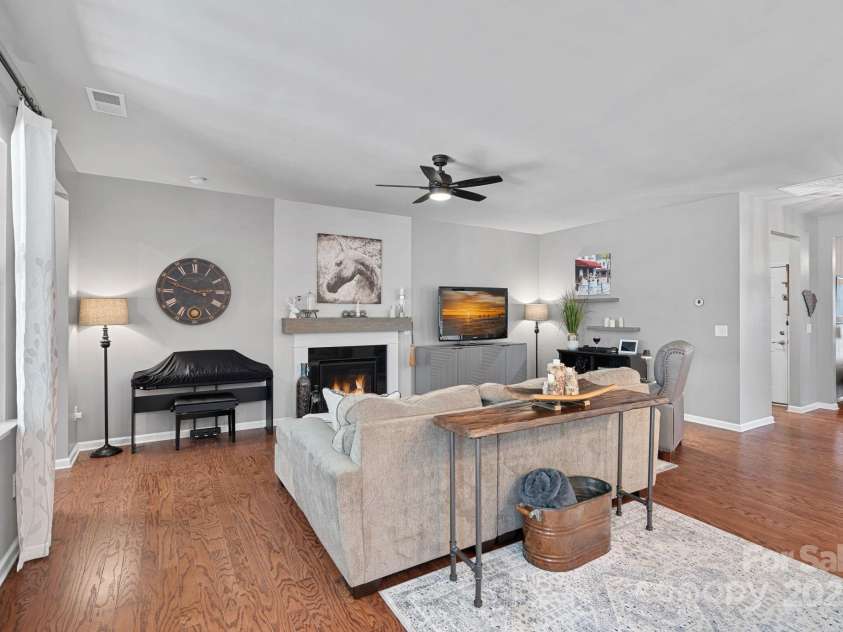 5136 Samoa Ridge Drive, Lancaster, SC 29720.  MLS# CAR4235937, YatesRealty ID 4626. 