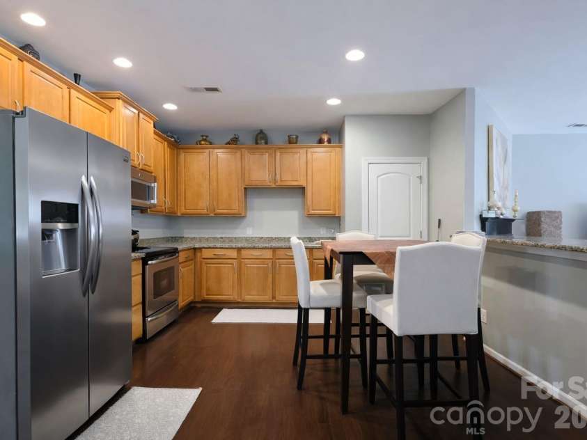 5670 Stafford Road, Charlotte, NC 28215.  MLS# CAR4345354, YatesRealty ID 4626. 