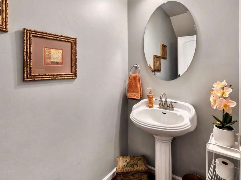 5670 Stafford Road, Charlotte, NC 28215.  MLS# CAR4345354, YatesRealty ID 4626. 