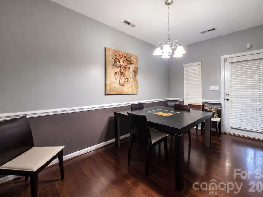 5670 Stafford Road, Charlotte, NC 28215.  MLS# CAR4345354, YatesRealty ID 4626. 