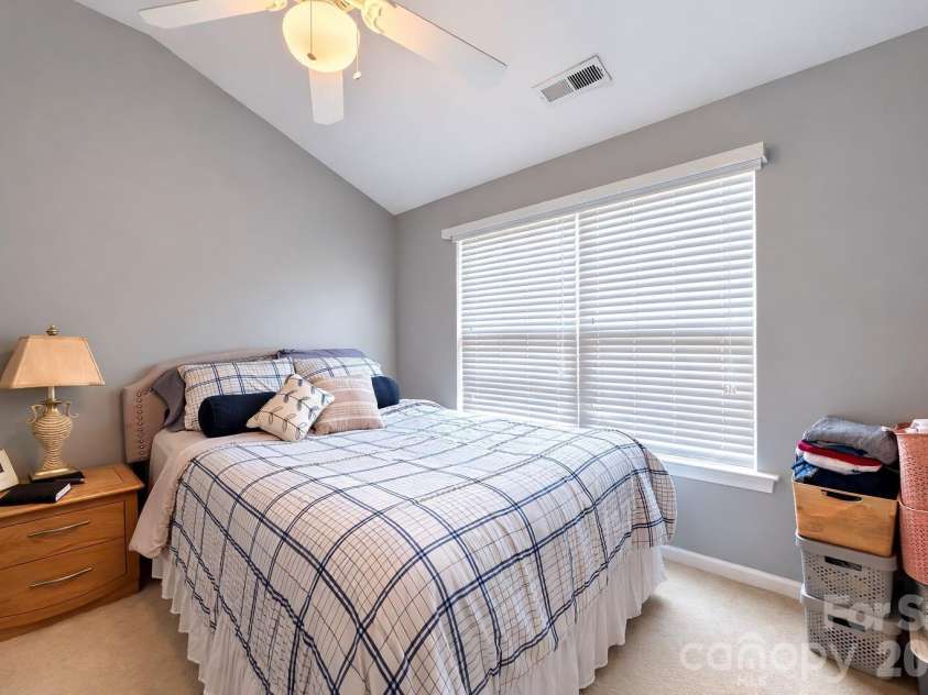 5670 Stafford Road, Charlotte, NC 28215.  MLS# CAR4345354, YatesRealty ID 4626. 