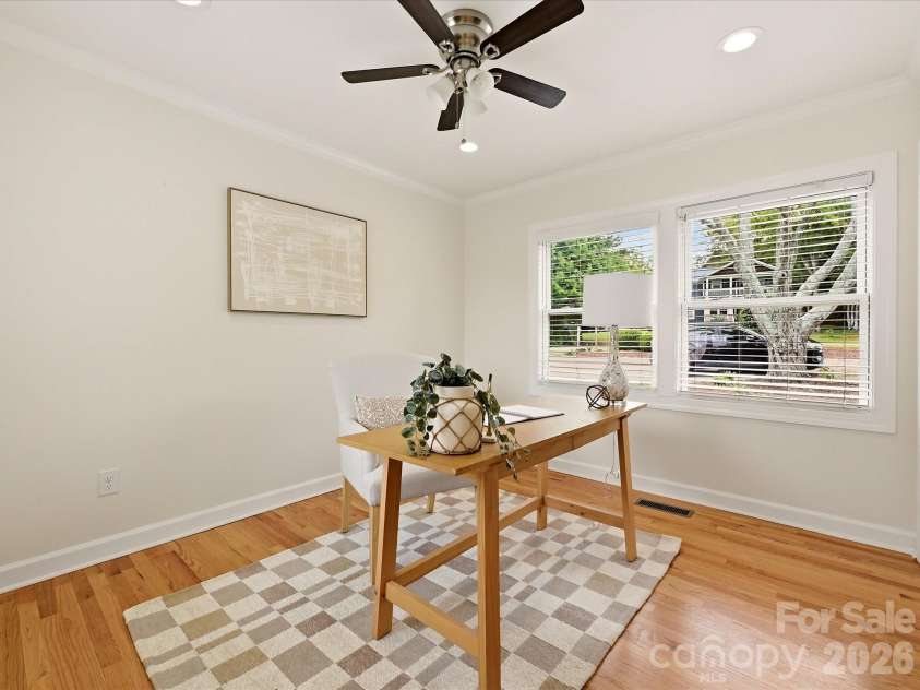 20845 Lagoona Drive, Cornelius, NC 28031.  MLS# CAR4417083, YatesRealty ID 46260. Main level flex room could be used as a 2nd bedroom on main floor or office or flex space!