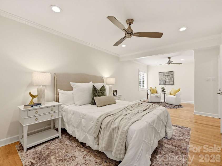20845 Lagoona Drive, Cornelius, NC 28031.  MLS# CAR4417083, YatesRealty ID 46260. Primary bedroom on main floor!