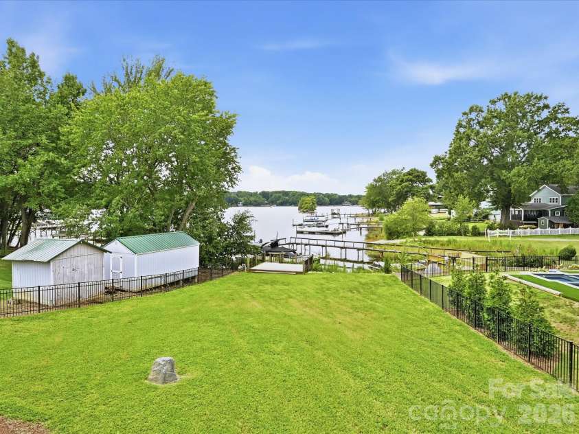 20845 Lagoona Drive, Cornelius, NC 28031.  MLS# CAR4417083, YatesRealty ID 46260. Spacious backyard! Plenty of room for a pool!