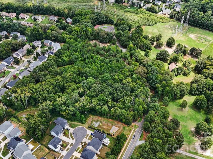 2402 Simfield Church Road, Matthews, NC 28105.  MLS# CAR4417312, YatesRealty ID 46263. 