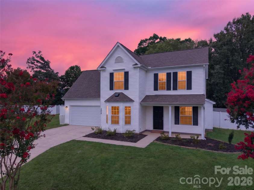 3808 Nuthatch Drive, Indian Trail, NC 28079.  MLS# CAR4416585, YatesRealty ID 46267. 