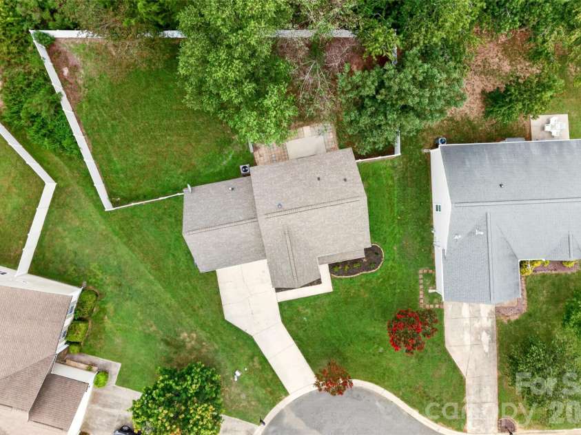 3808 Nuthatch Drive, Indian Trail, NC 28079.  MLS# CAR4416585, YatesRealty ID 46267. 