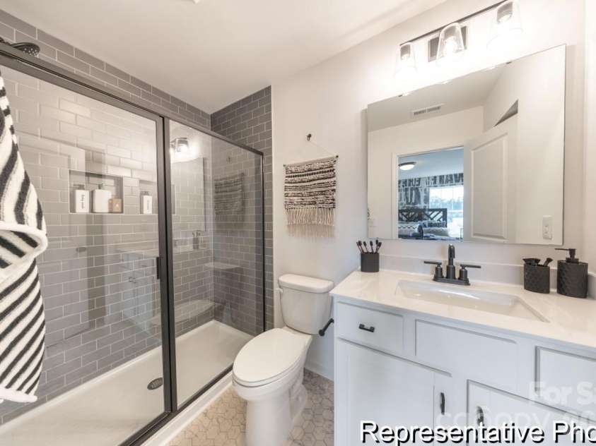 5026 Clairmont Road, Charlotte, NC 28208.  MLS# CAR4417338, YatesRealty ID 46268. 
