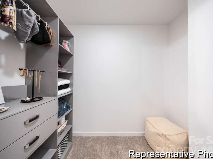 5026 Clairmont Road, Charlotte, NC 28208.  MLS# CAR4417338, YatesRealty ID 46268. 