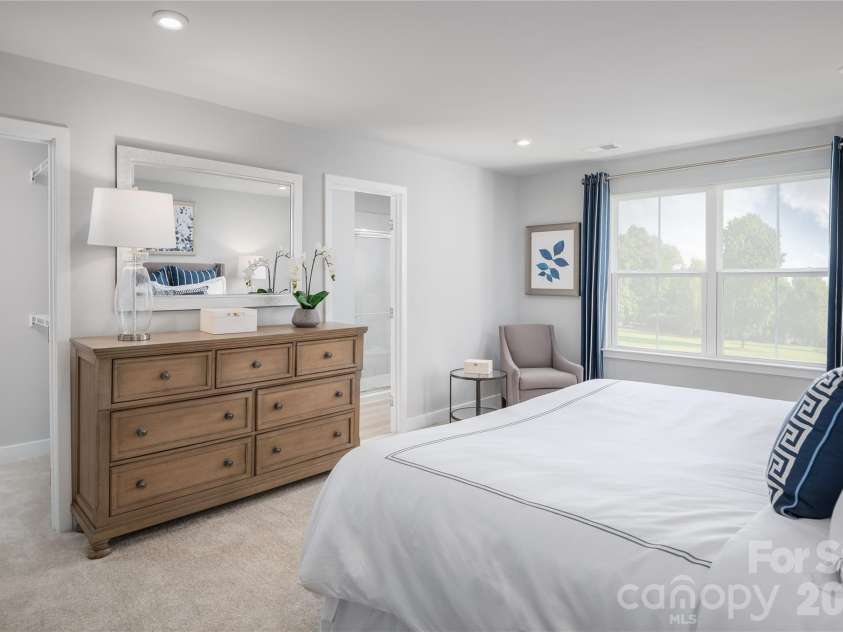 10508 Catawba Run Road, Charlotte, NC 28278.  MLS# CAR4384361, YatesRealty ID 46298. Representative Photo Only