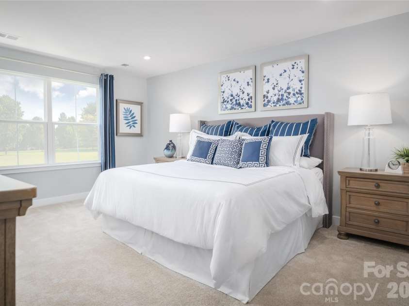 10508 Catawba Run Road, Charlotte, NC 28278.  MLS# CAR4384361, YatesRealty ID 46298. Representative Photo Only