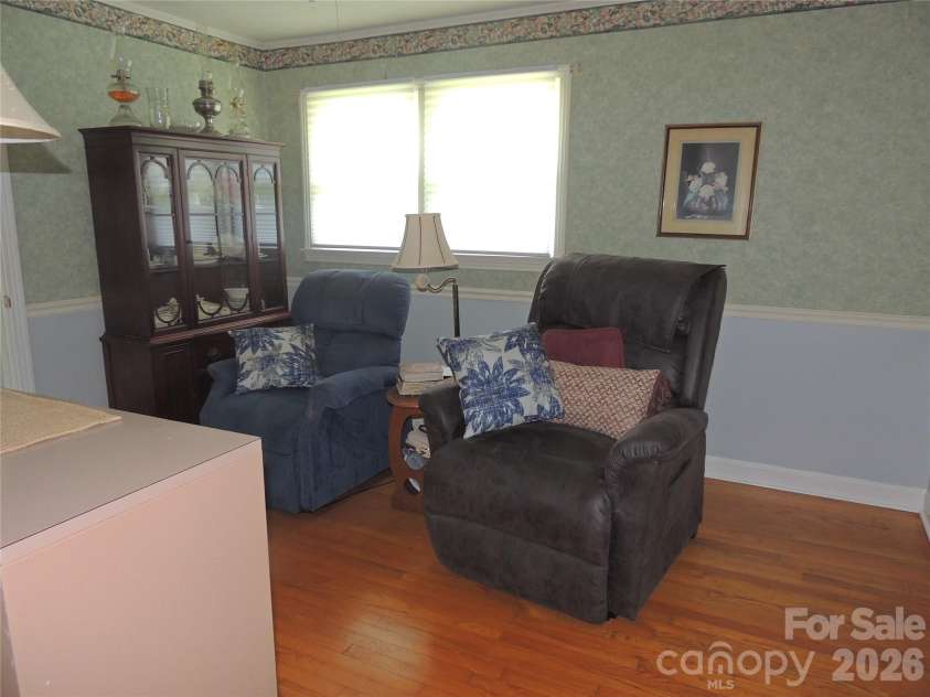 189 Westbrook Drive, Forest City, NC 28043.  MLS# CAR4417322, YatesRealty ID 46299. Bedroom # 3