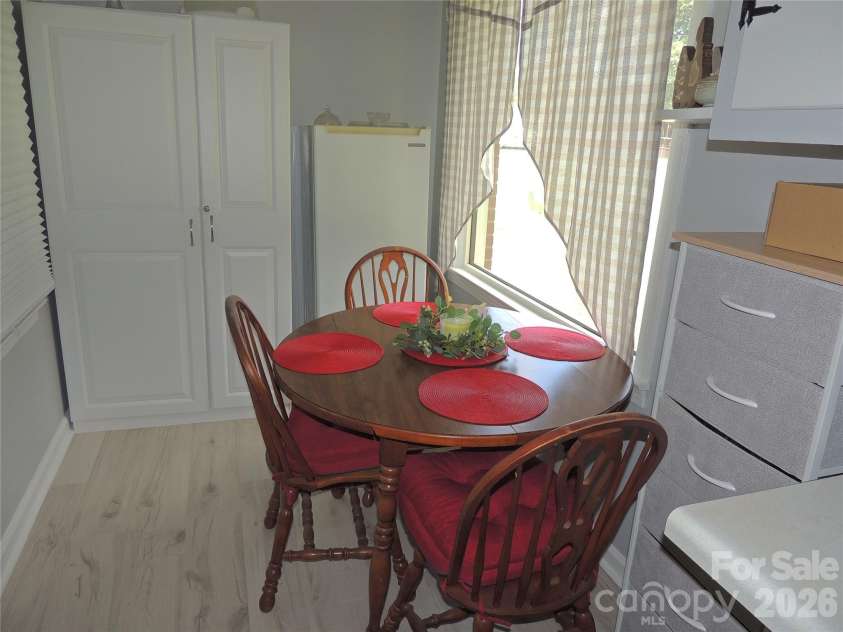 189 Westbrook Drive, Forest City, NC 28043.  MLS# CAR4417322, YatesRealty ID 46299. Dinning