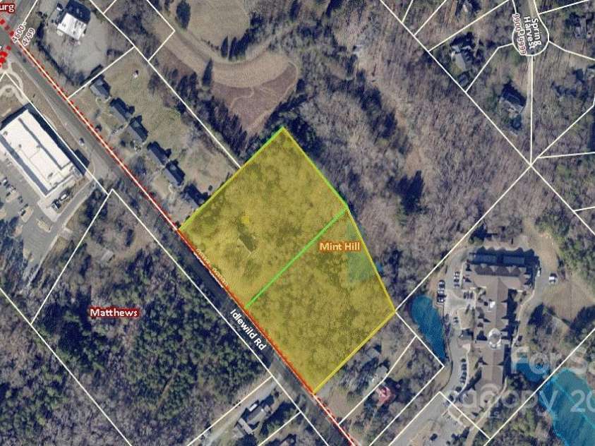 9909 Idlewild Road, Matthews, NC 28105.  MLS# CAR3573949, YatesRealty ID 463. 