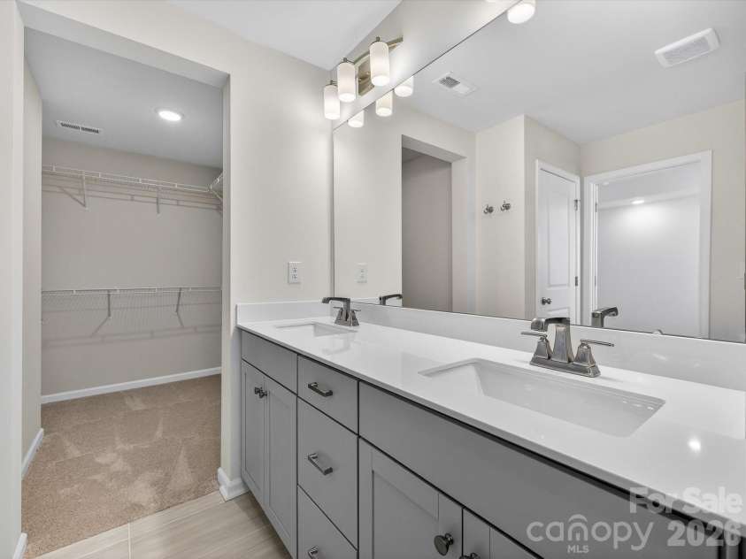 10132 Mamillion Drive, Huntersville, NC 28078.  MLS# CAR4314282, YatesRealty ID 4630. 