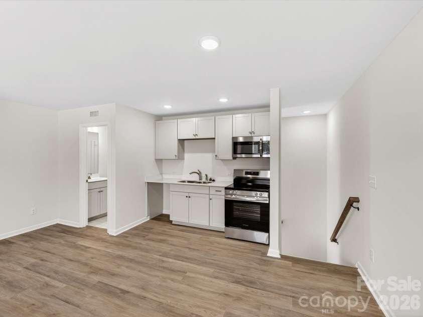 10132 Mamillion Drive, Huntersville, NC 28078.  MLS# CAR4314282, YatesRealty ID 4630. 