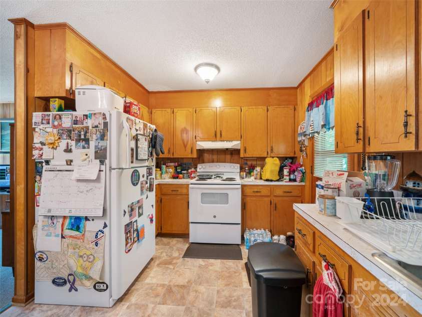 495 & 499 Worley Road, Marion, NC 28752.  MLS# CAR4165874, YatesRealty ID 4630. 