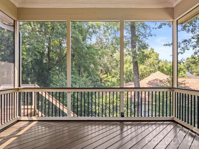 5604 Challis View Lane, Charlotte, NC 28226.  MLS# CAR4416834, YatesRealty ID 46303. 
