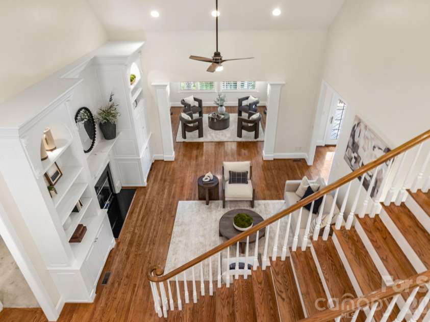 5604 Challis View Lane, Charlotte, NC 28226.  MLS# CAR4416834, YatesRealty ID 46303. 