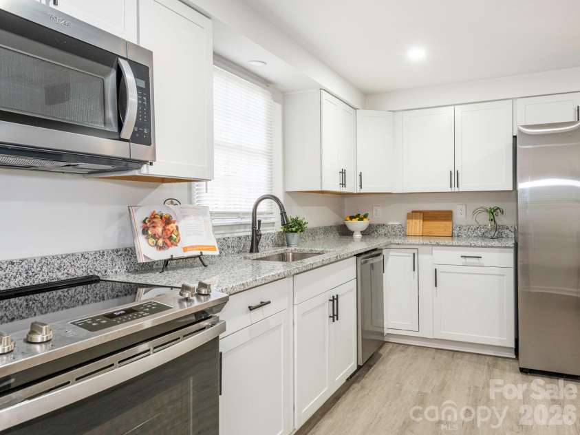 4908 Rankin Place, Charlotte, NC 28277.  MLS# CAR4415649, YatesRealty ID 46306. 