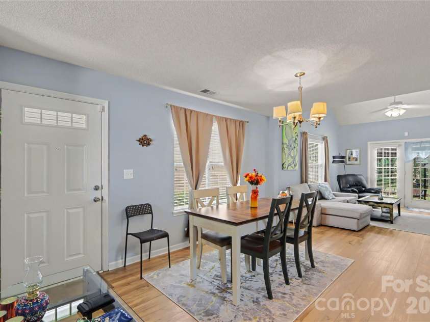 2716 Rozzelles Landing Drive, Charlotte, NC 28214.  MLS# CAR4417221, YatesRealty ID 46307. 