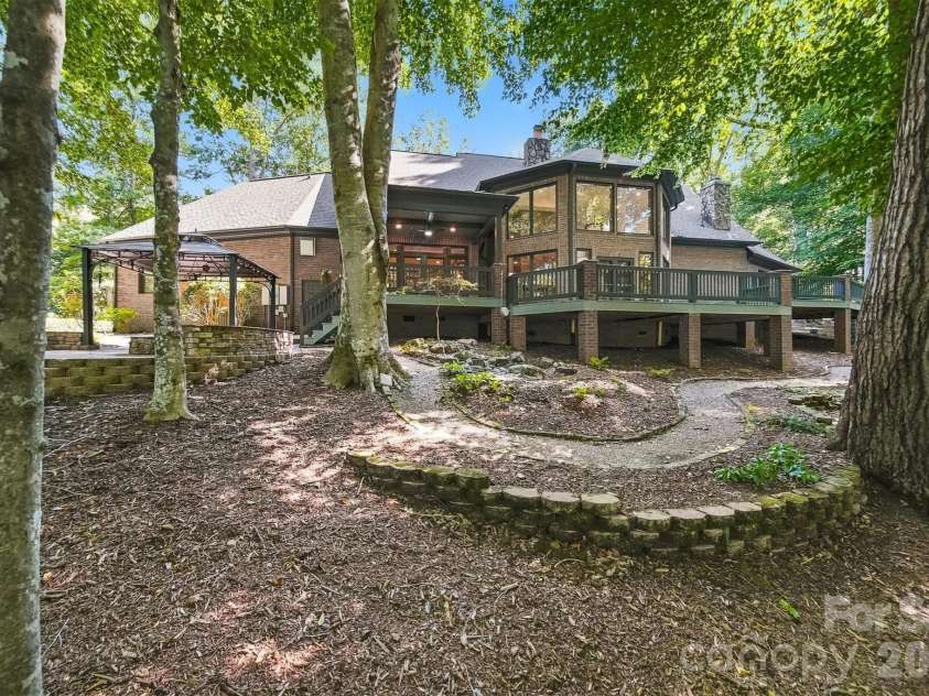 296 Culloden Road, Iron Station, NC 28080.  MLS# CAR4416842, YatesRealty ID 46309. 