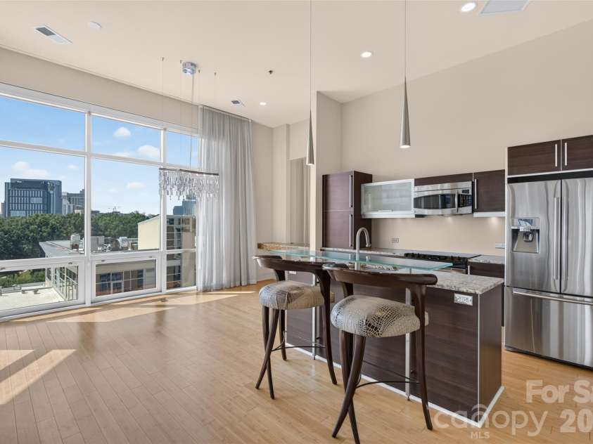 1133 Metropolitan Avenue, Charlotte, NC 28204.  MLS# CAR4412878, YatesRealty ID 4631. 
