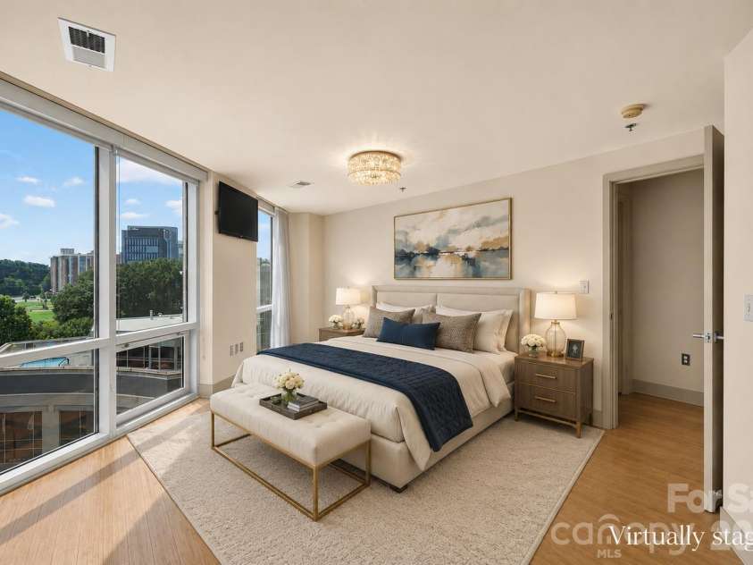 1133 Metropolitan Avenue, Charlotte, NC 28204.  MLS# CAR4412878, YatesRealty ID 4631. Primary bedroom