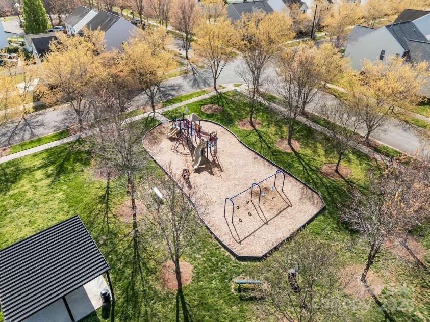 7262 April Mist Trail, Huntersville, NC 28078.  MLS# CAR4240563, YatesRealty ID 4631. 