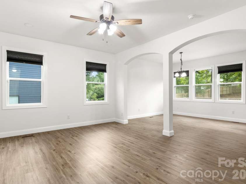 621 Norland Avenue, Kannapolis, NC 28083.  MLS# CAR4415898, YatesRealty ID 46310. 